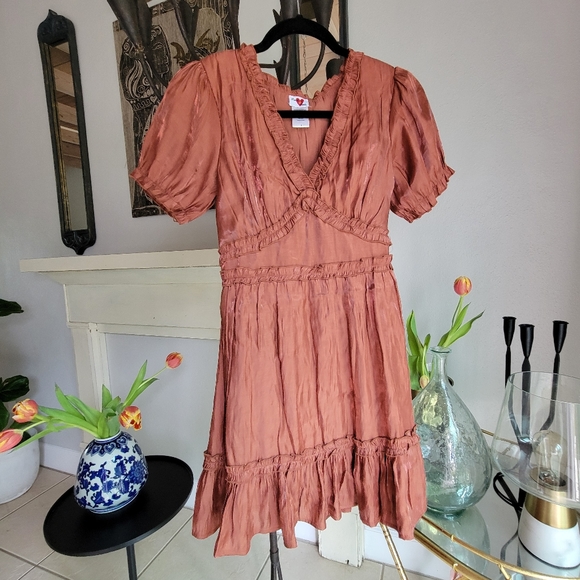 NWOT HEART❤️HEELS Silky Copper Dress with an iridescent shine✨️ - Picture 10 of 10